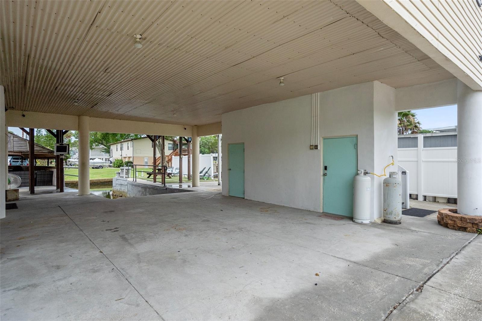 6245 ISLAND DR, WEEKI WACHEE, FL, 34607