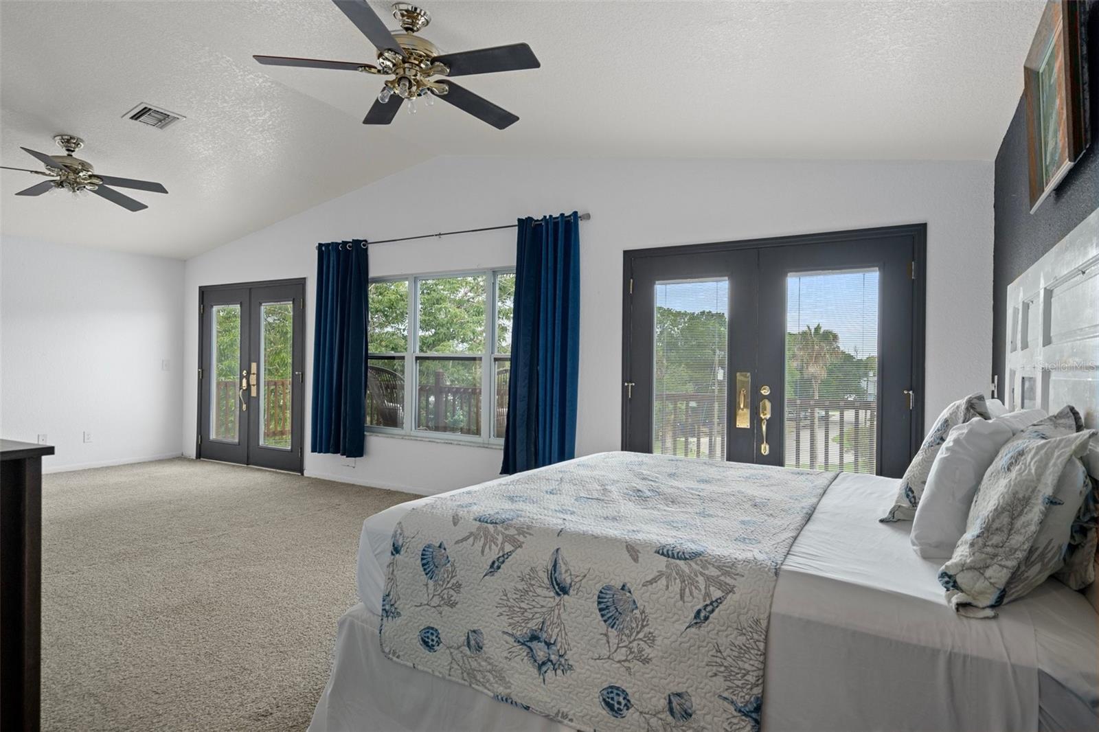 6245 ISLAND DR, WEEKI WACHEE, FL, 34607