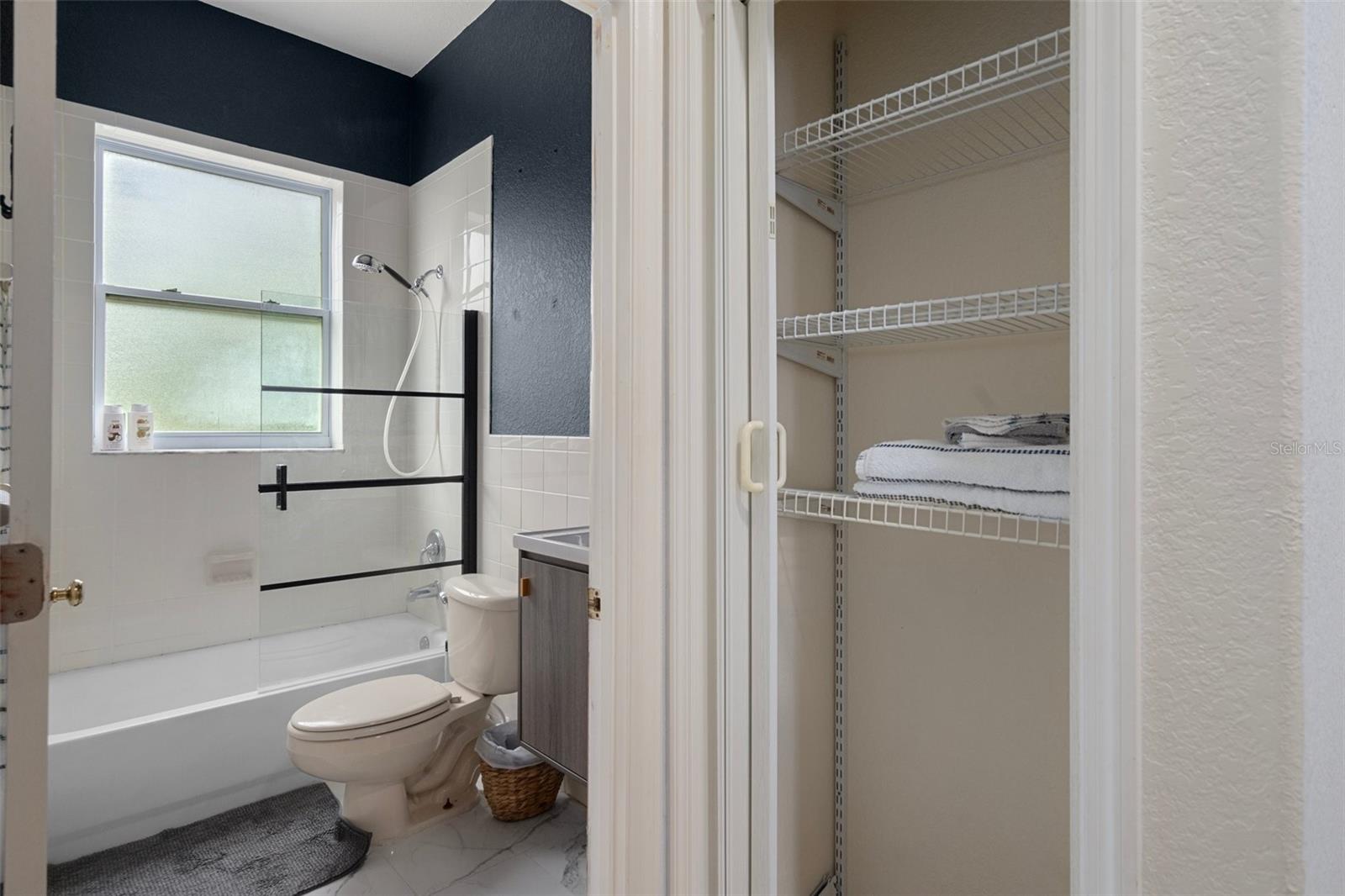 6245 ISLAND DR, WEEKI WACHEE, FL, 34607