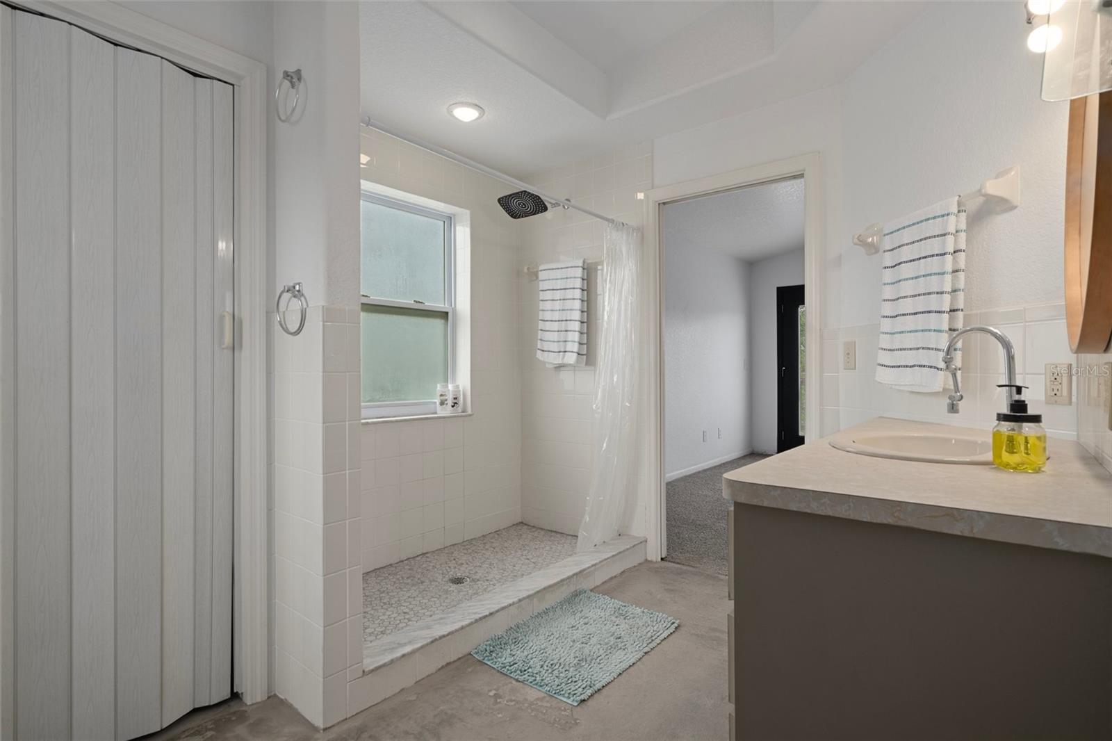 6245 ISLAND DR, WEEKI WACHEE, FL, 34607