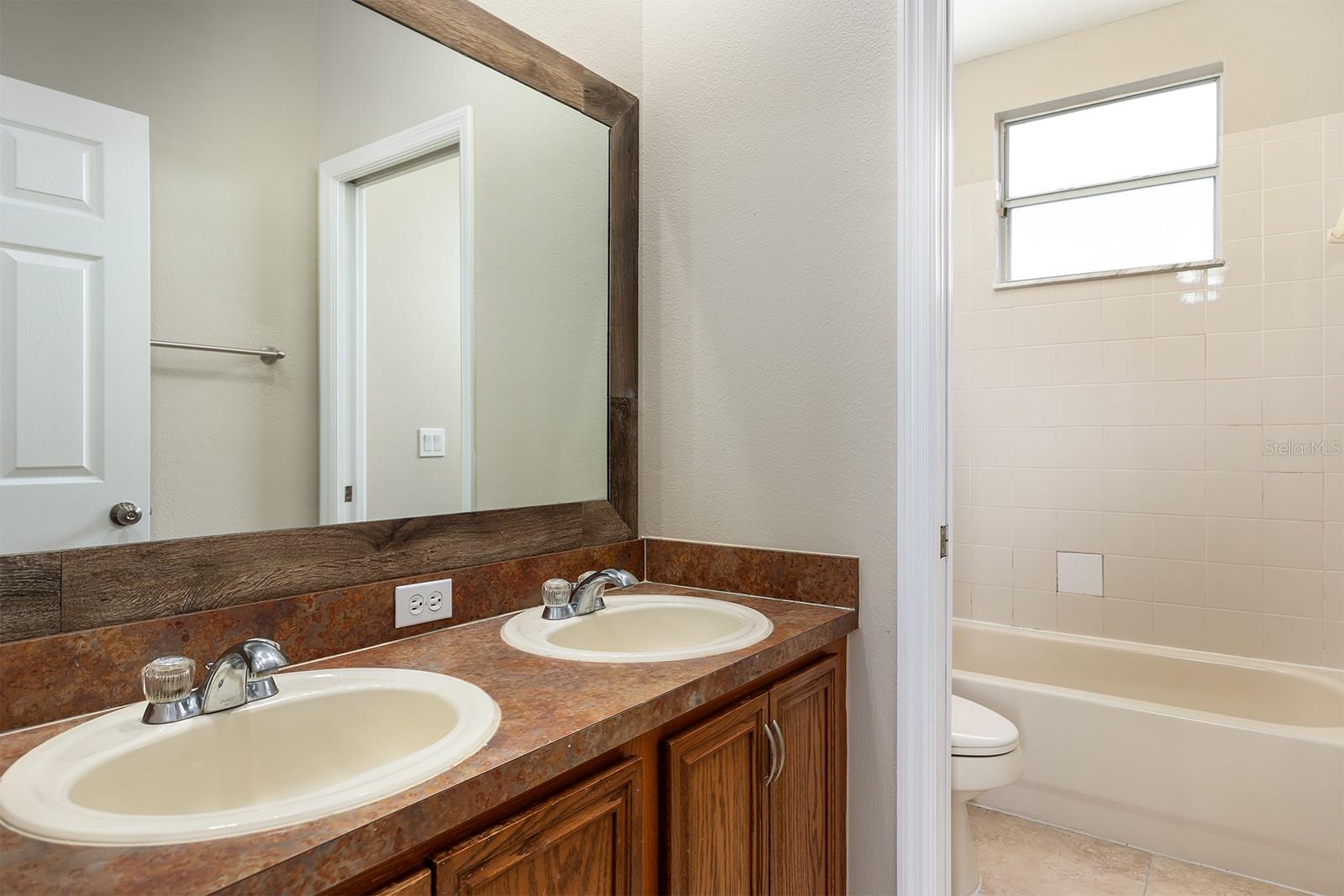 14515 HUNTCLIFF PARK WAY, ORLANDO, FL, 32824