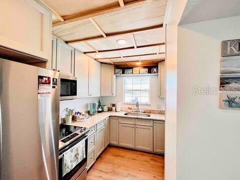 253 CHERIE DOWN LN, CAPE CANAVERAL, FL, 32920