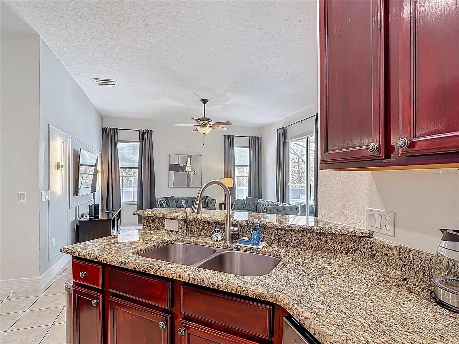 2806 SPINNING SILK CT, KISSIMMEE, FL, 34747