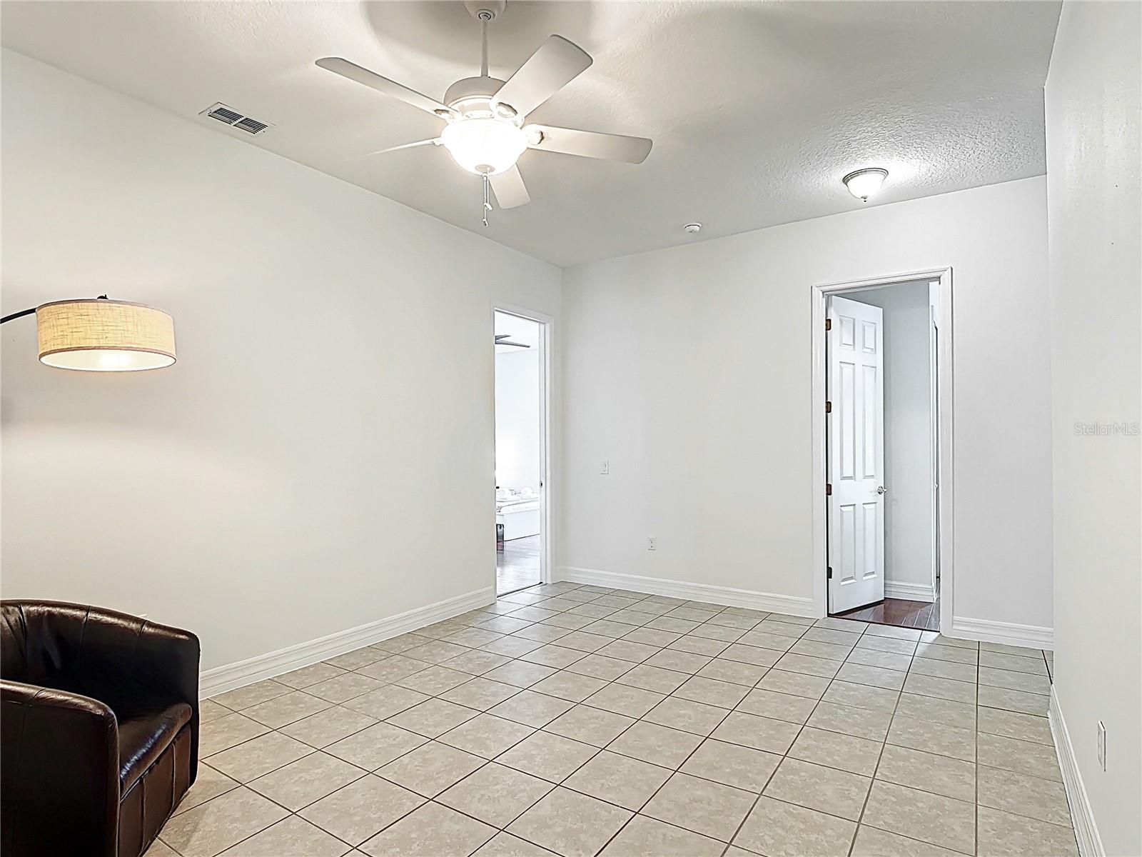 2806 SPINNING SILK CT, KISSIMMEE, FL, 34747