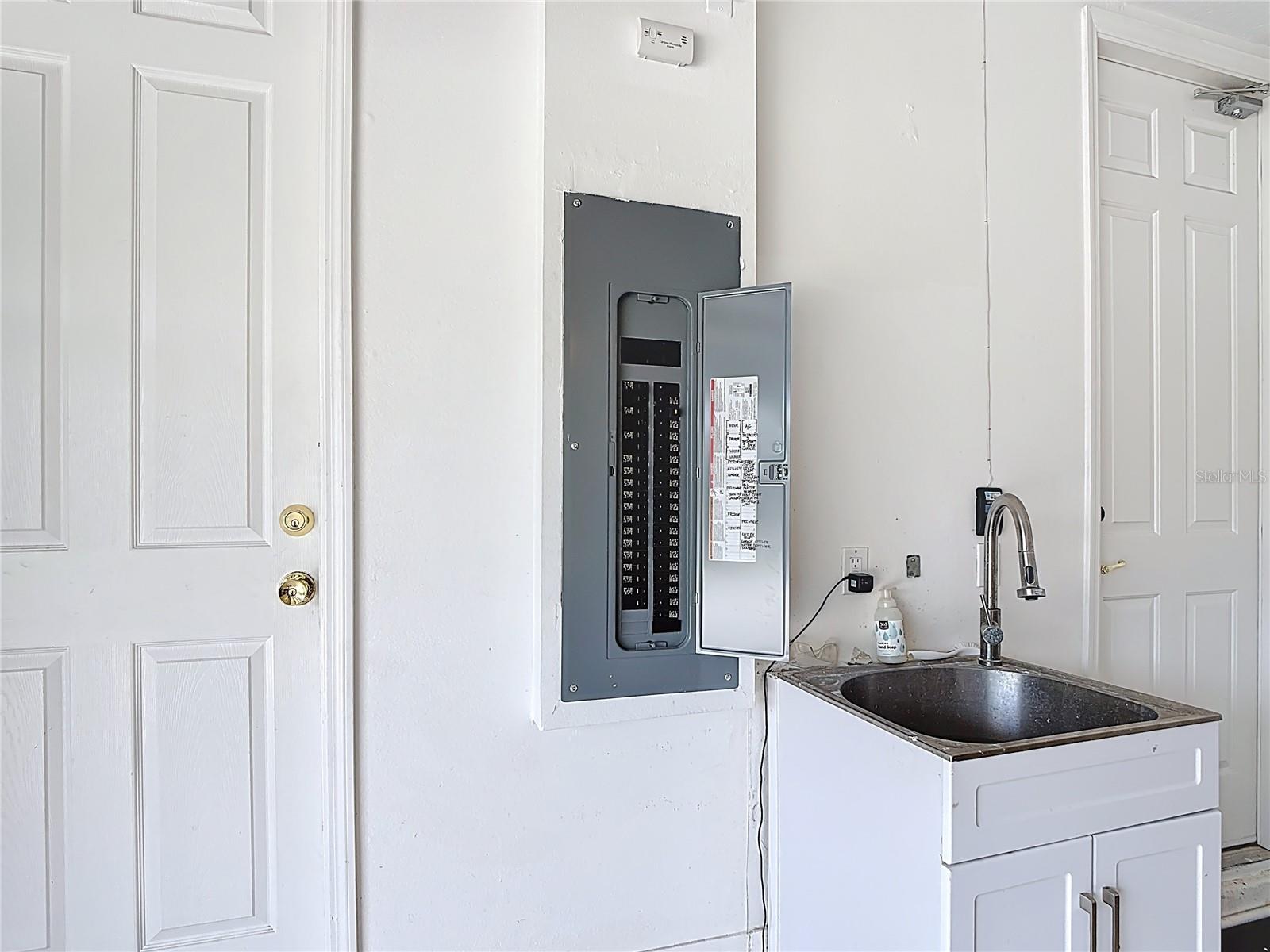 2806 SPINNING SILK CT, KISSIMMEE, FL, 34747