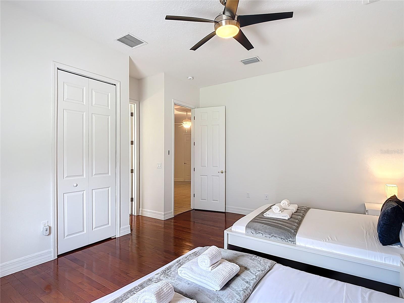 2806 SPINNING SILK CT, KISSIMMEE, FL, 34747