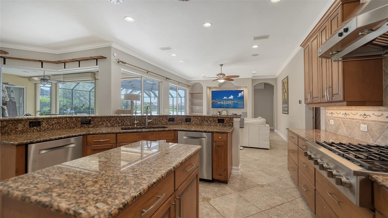 242 PESARO DR, NORTH VENICE, FL, 34275