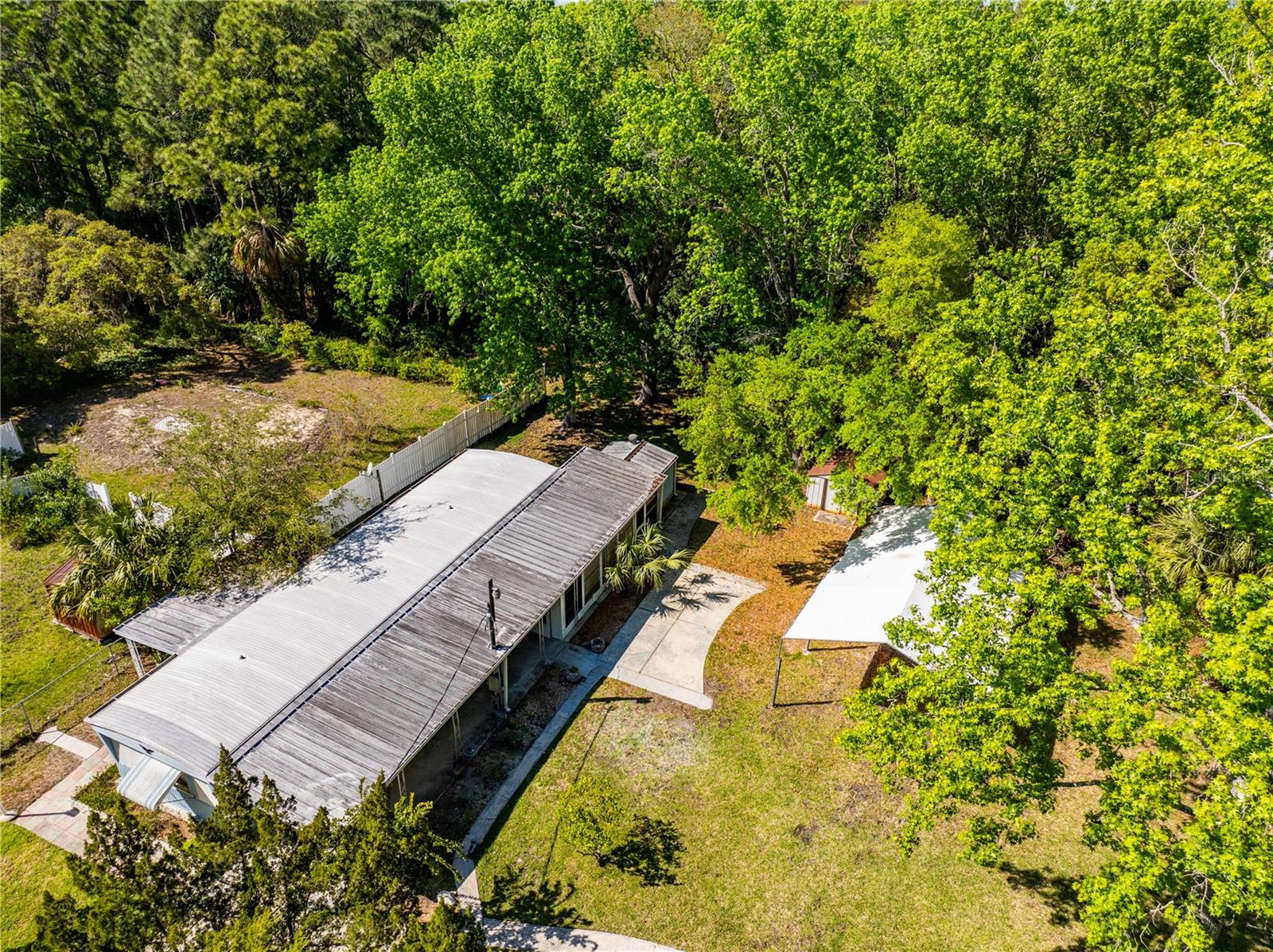 TB8403860 Property Photo