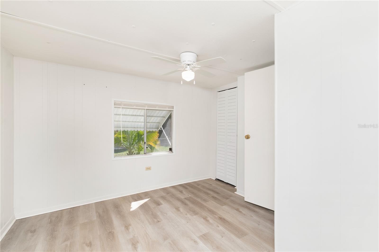 TB8403860 Property Photo