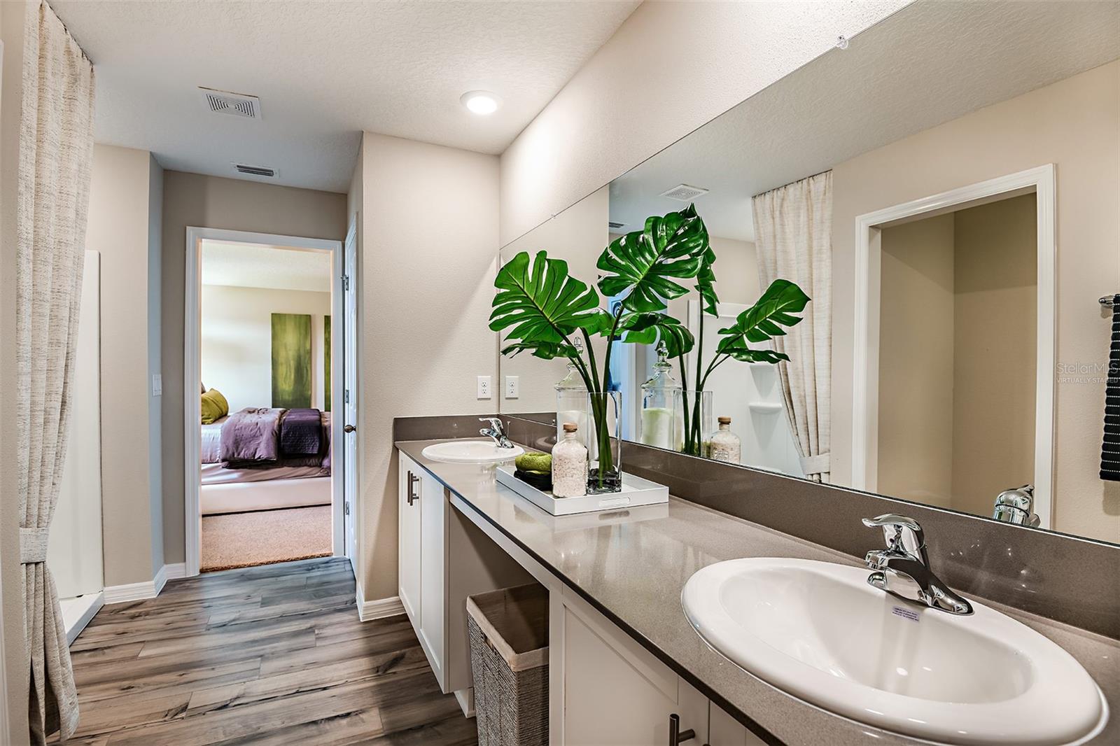 1025 FORESHORE LN, HAINES CITY, FL, 33844