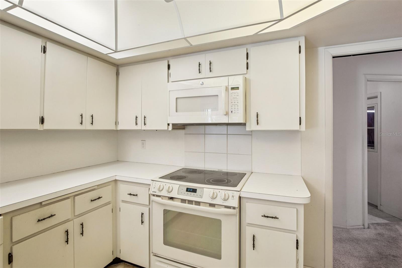 A4657924 Property Photo
