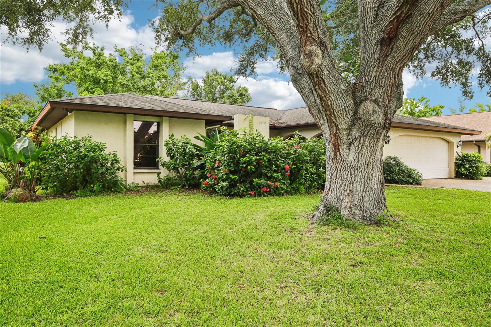 A4657924 Property Photo