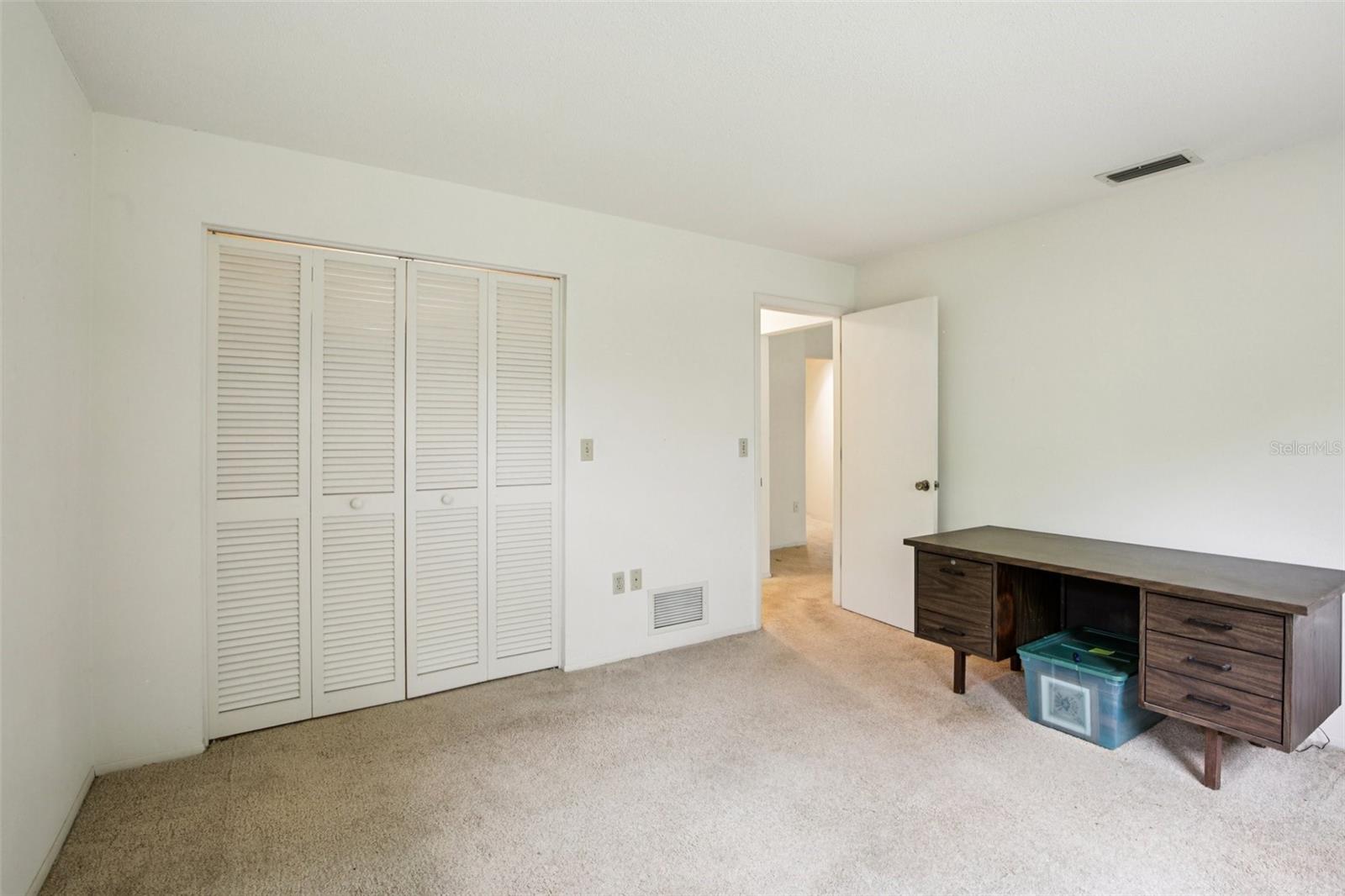 A4657924 Property Photo
