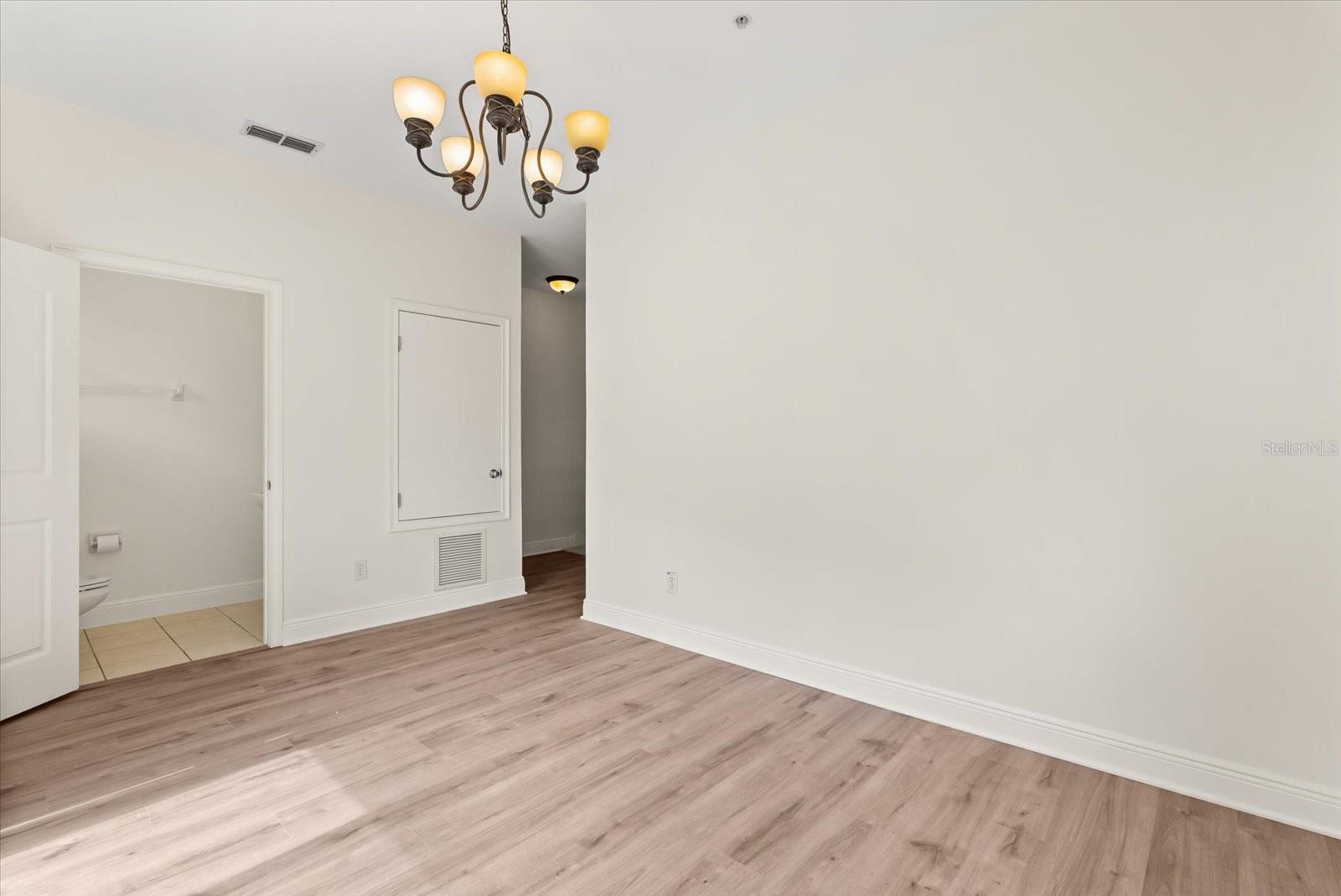 11 W HARDING ST #E, ORLANDO, FL, 32806