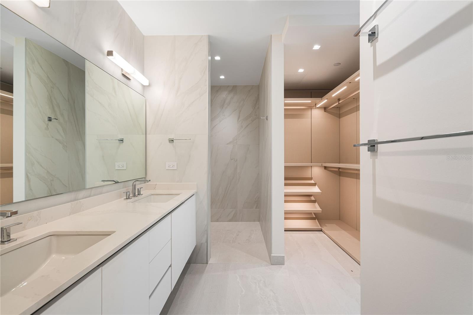 PR9114650 Property Photo