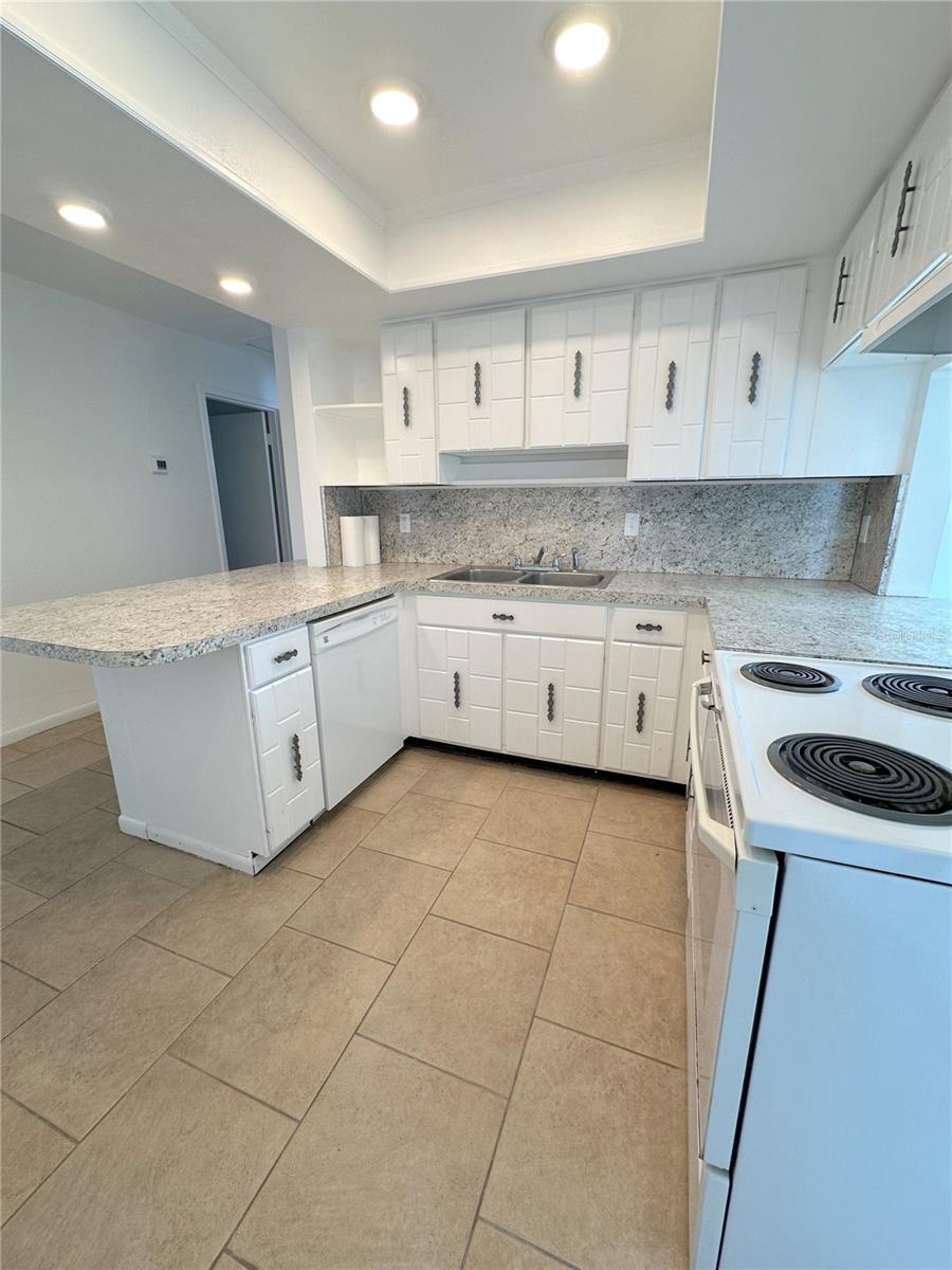 20 ANNAPOLIS LN, ROTONDA WEST, FL, 33947