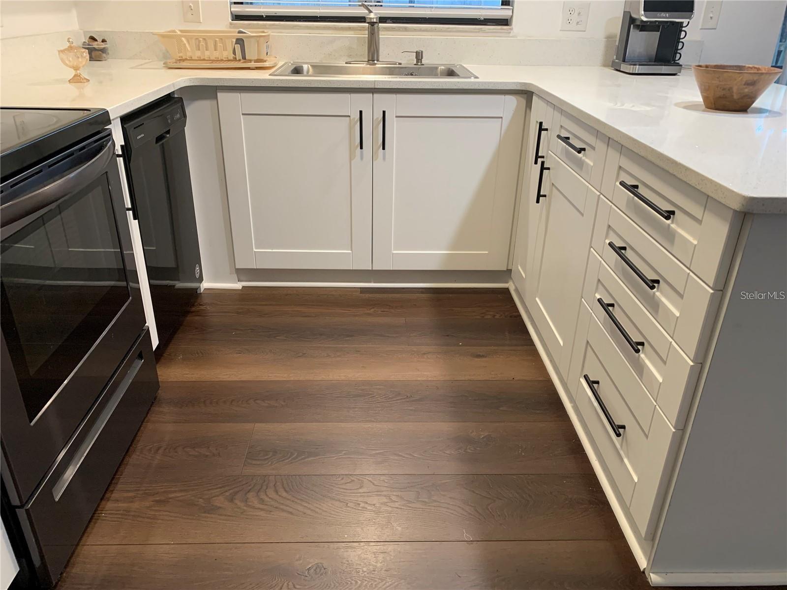 8760 DR MARTIN LUTHER KING JR ST N #8760, ST PETERSBURG, FL, 33702