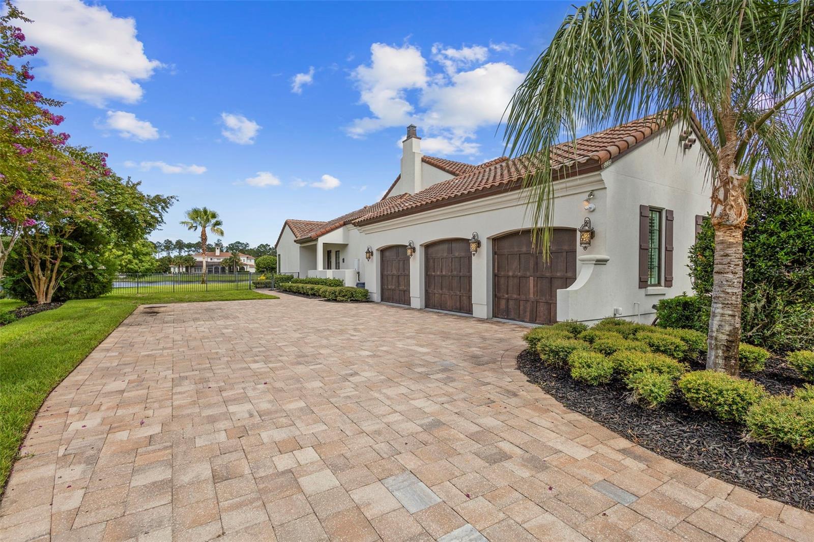 V4943597 Property Photo