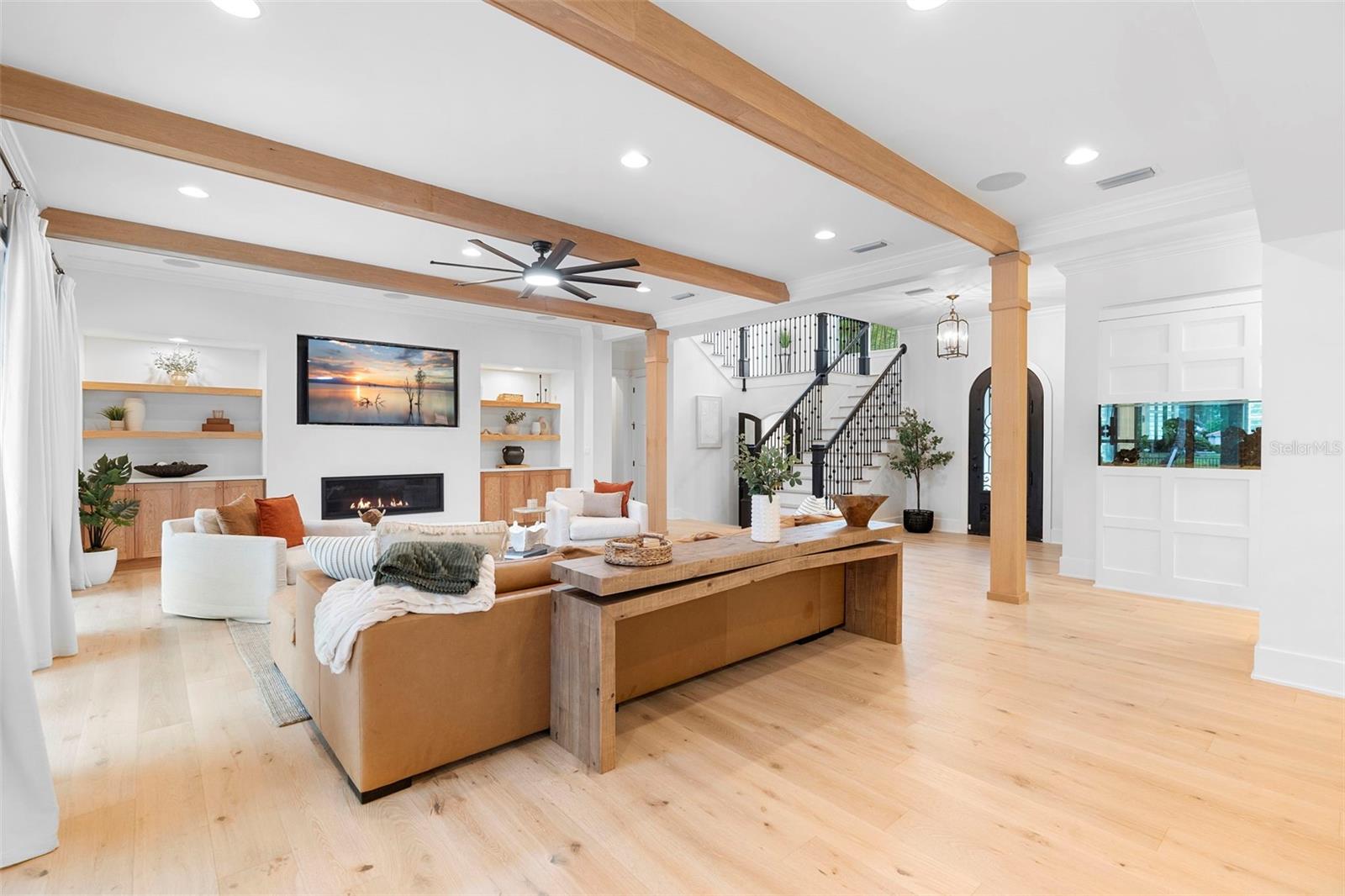 V4943597 Property Photo