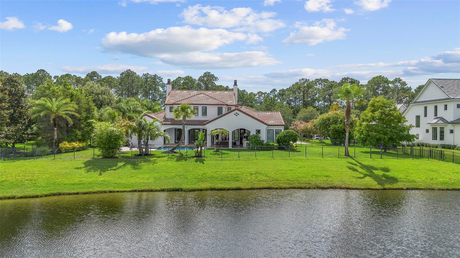 V4943597 Property Photo