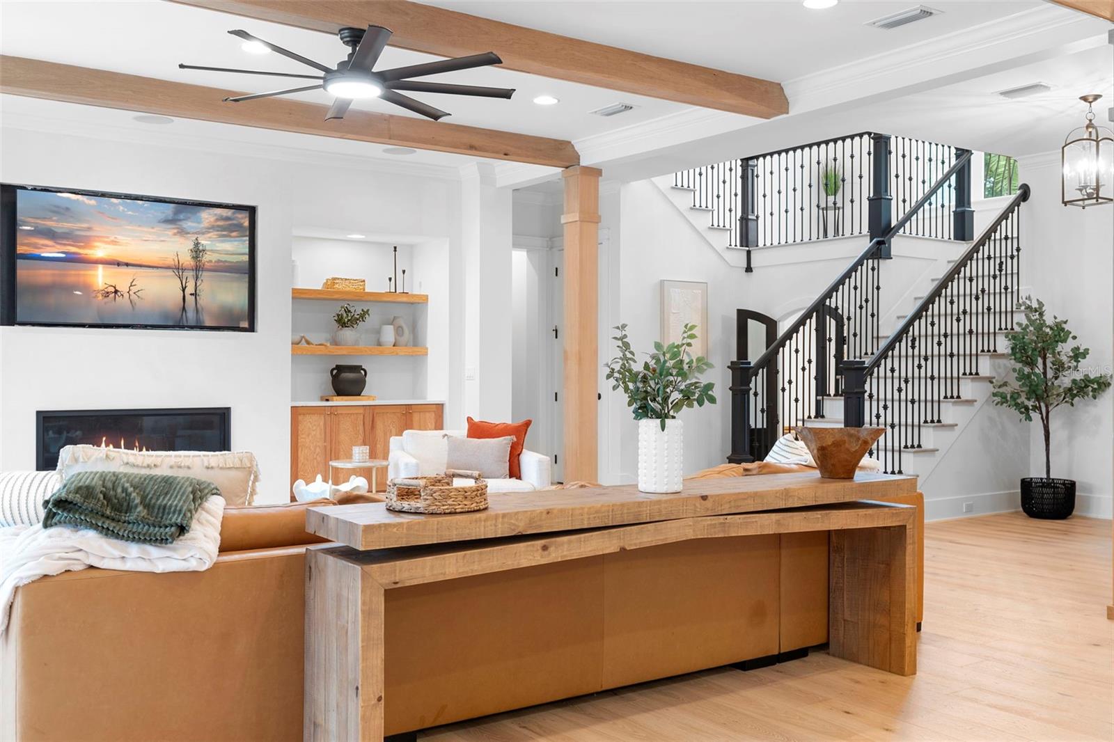 V4943597 Property Photo