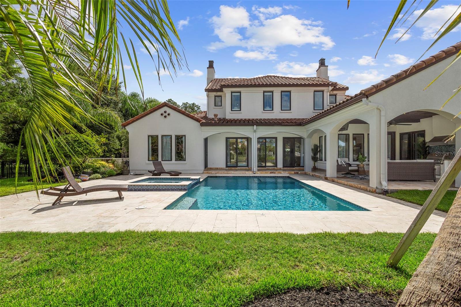 V4943597 Property Photo