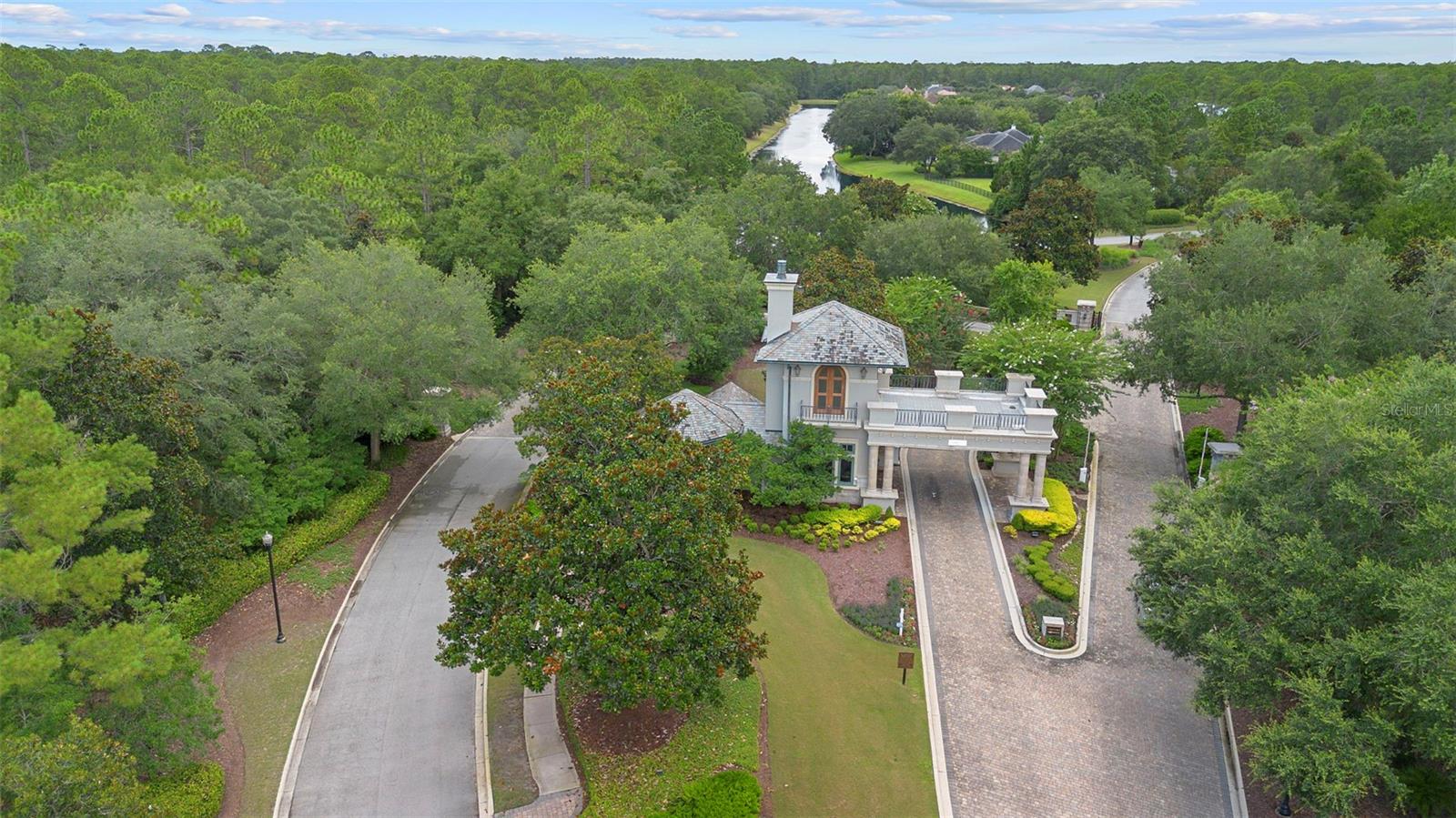 V4943597 Property Photo