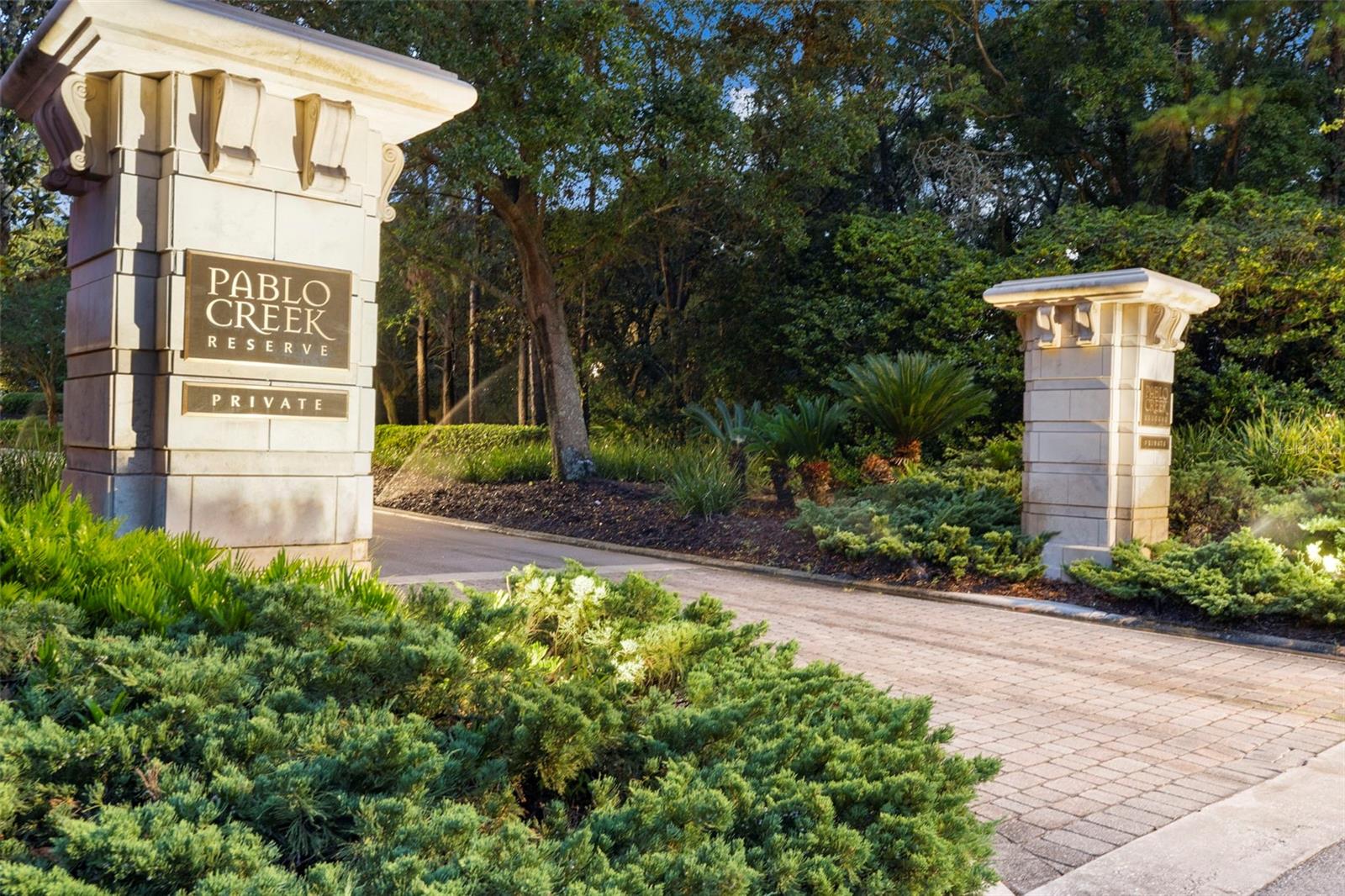 V4943597 Property Photo