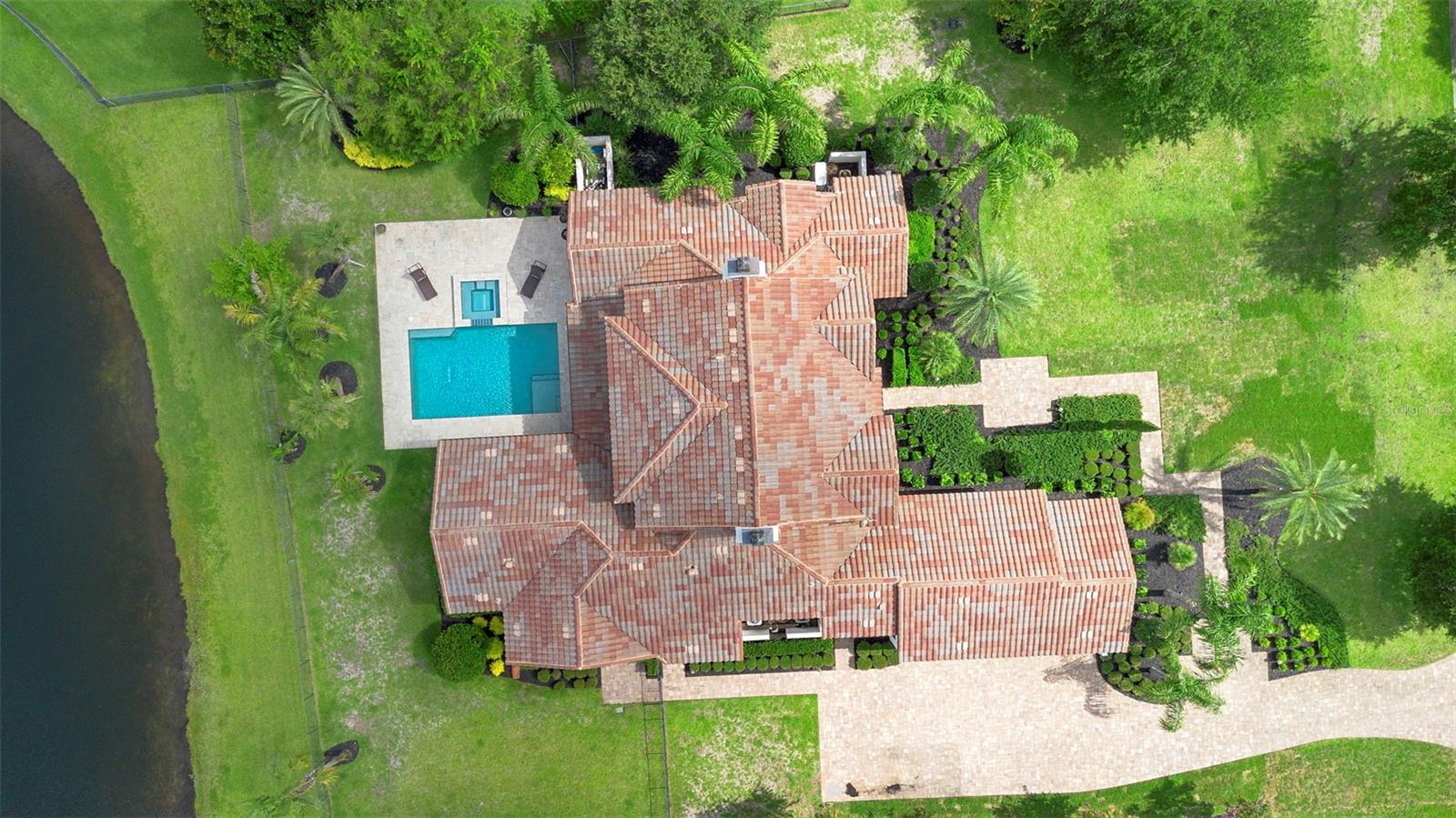 V4943597 Property Photo