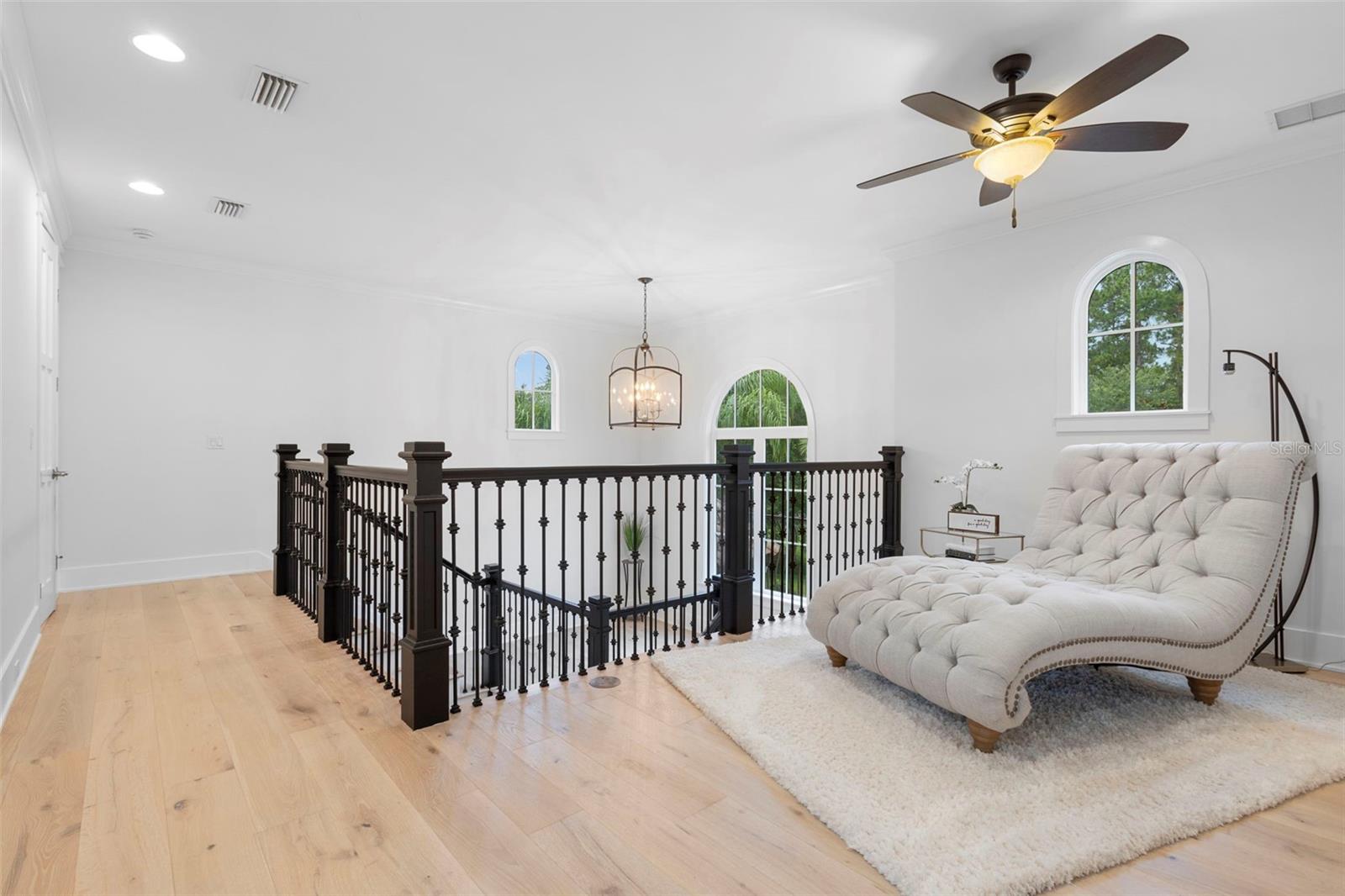 V4943597 Property Photo