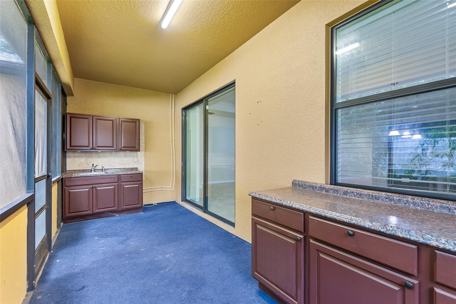 2236 LANDSIDE DR, VALRICO, FL, 33594