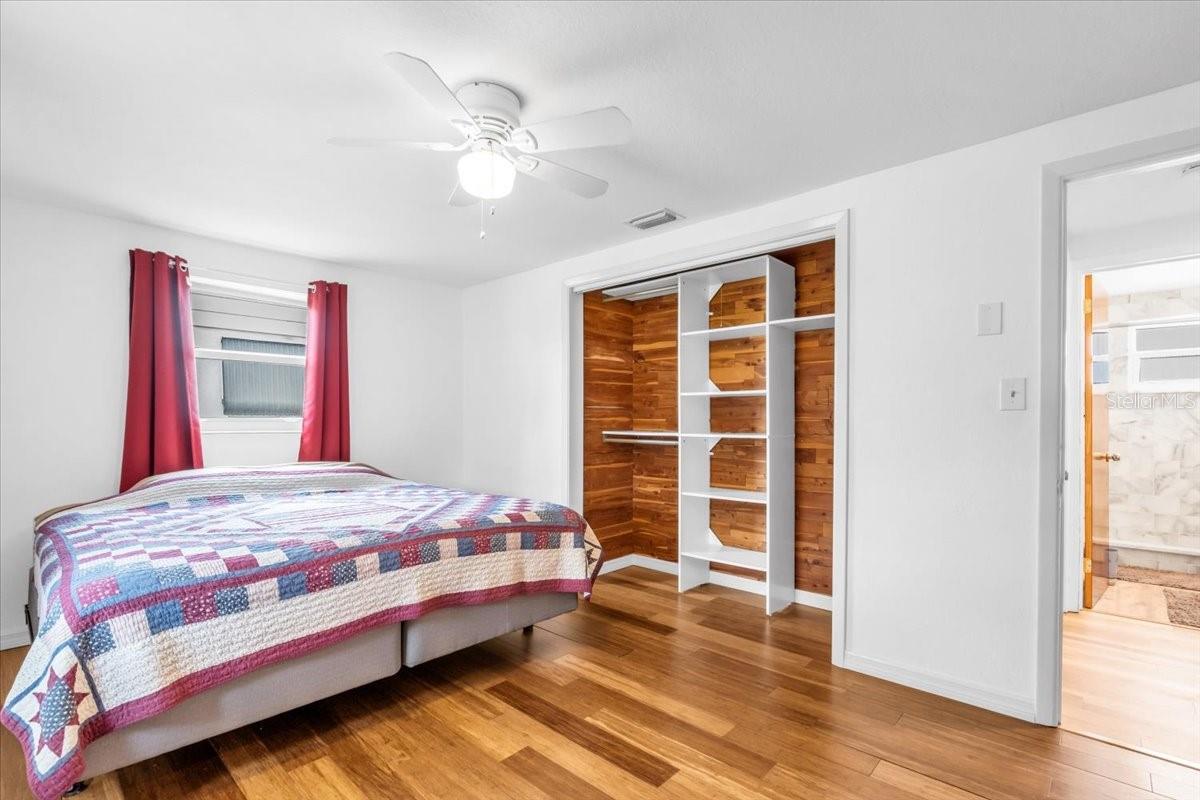 5401 MAC ARTHUR AVE, NEW PORT RICHEY, FL, 34652