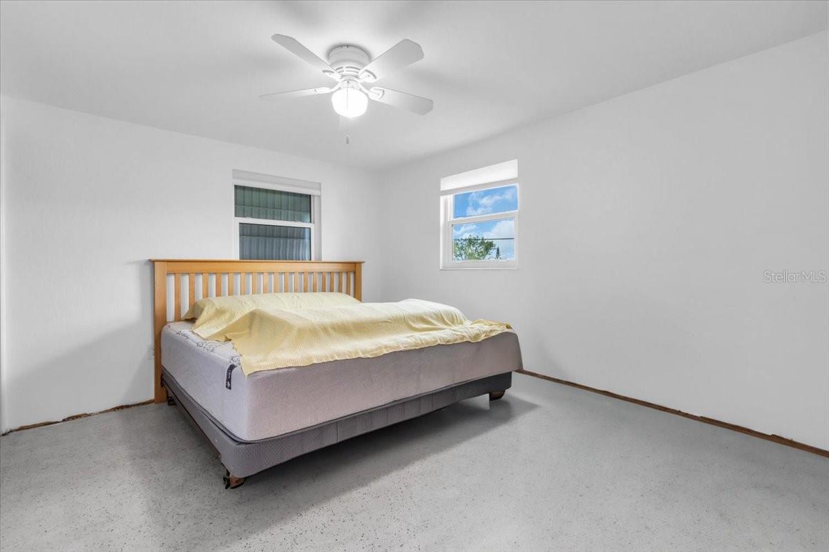 5401 MAC ARTHUR AVE, NEW PORT RICHEY, FL, 34652