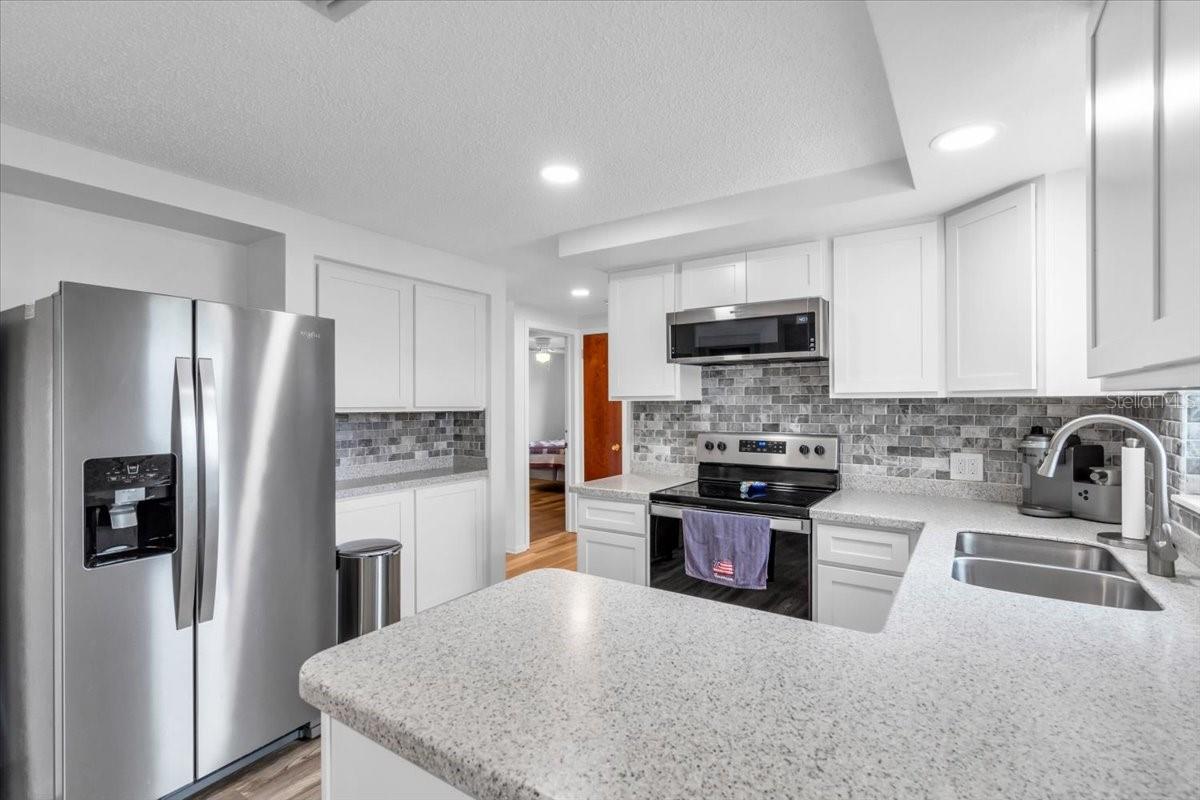 5401 MAC ARTHUR AVE, NEW PORT RICHEY, FL, 34652