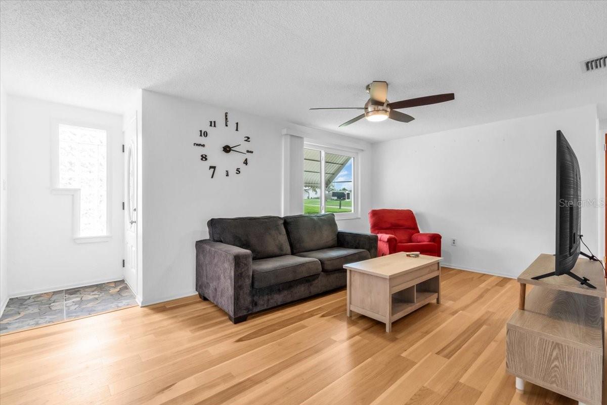 5401 MAC ARTHUR AVE, NEW PORT RICHEY, FL, 34652