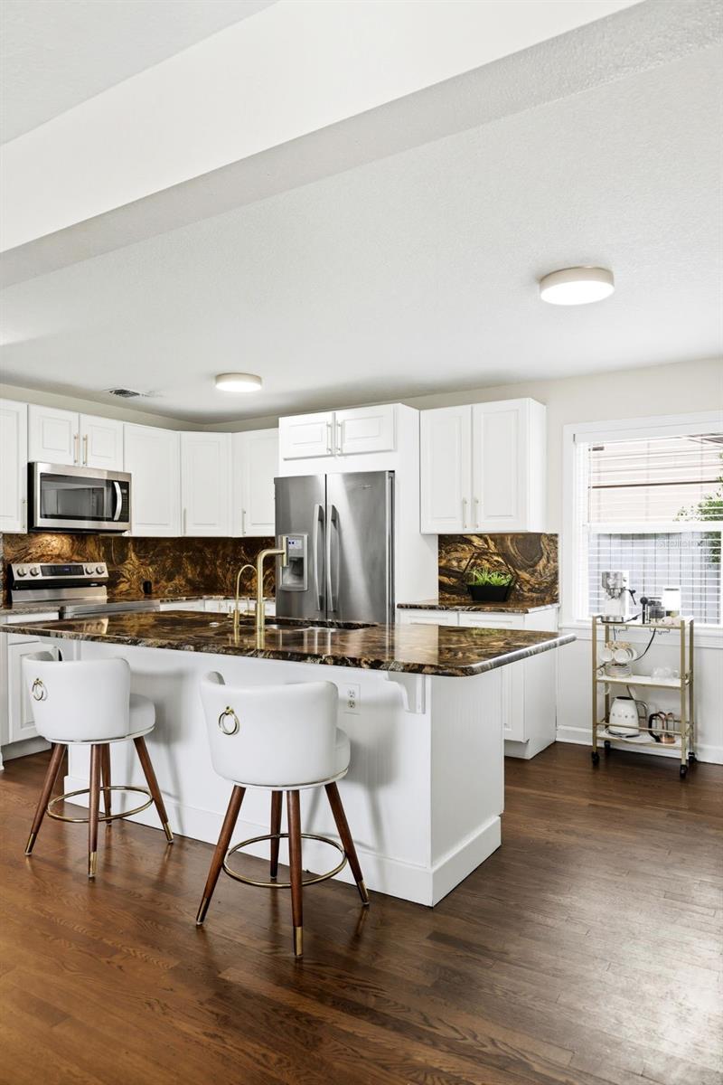 110 W PAR ST, ORLANDO, FL, 32804