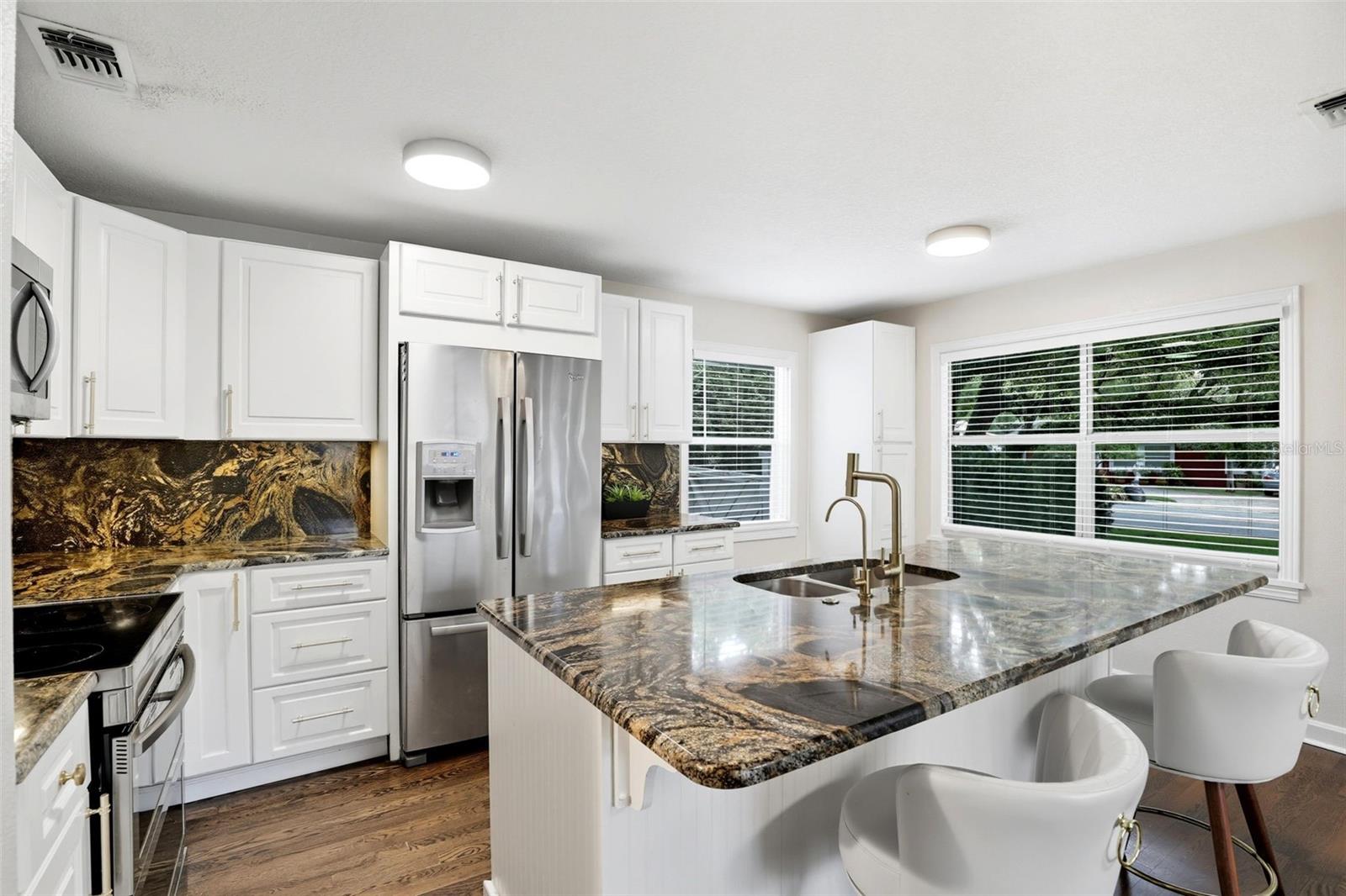 110 W PAR ST, ORLANDO, FL, 32804