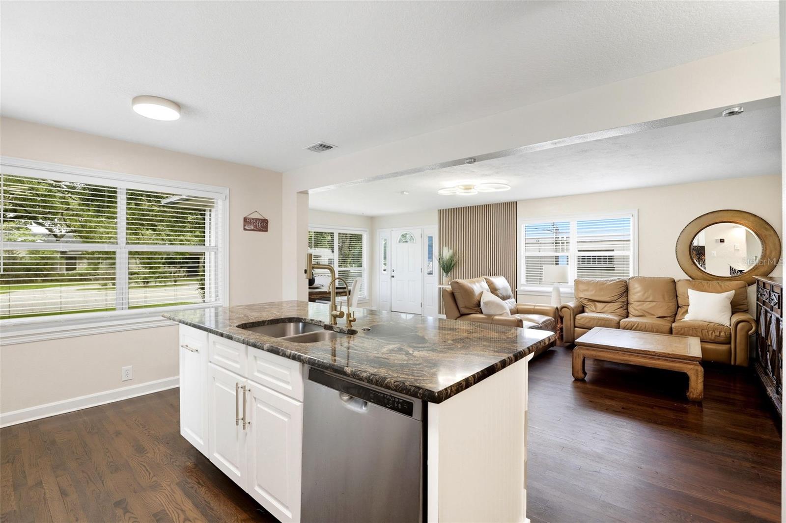 110 W PAR ST, ORLANDO, FL, 32804