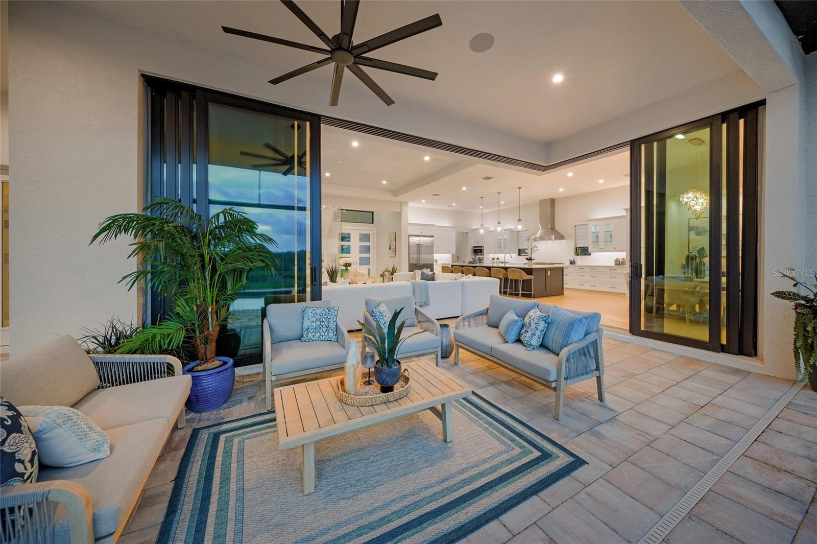 1109 BAYSHORE RD, NOKOMIS, FL, 34275