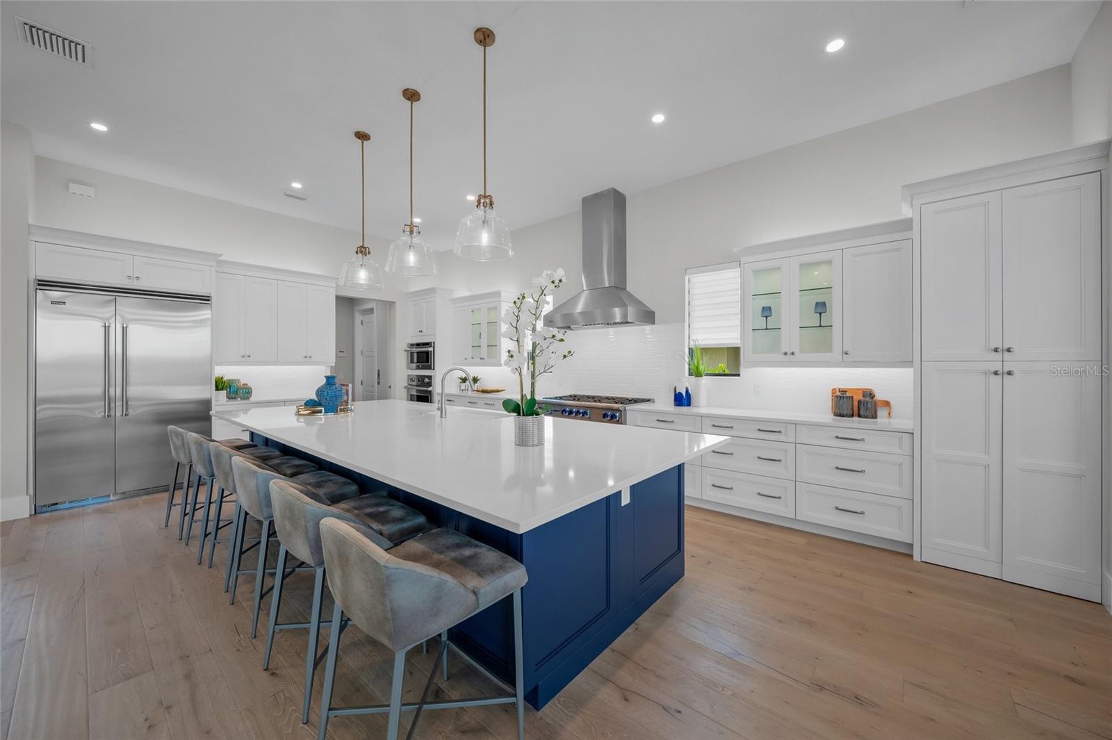 1109 BAYSHORE RD, NOKOMIS, FL, 34275