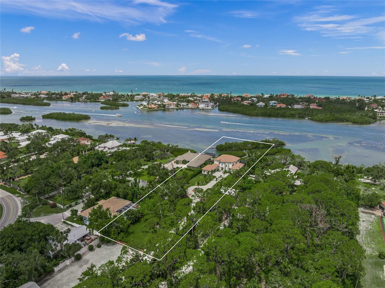 1109 BAYSHORE RD, NOKOMIS, FL, 34275