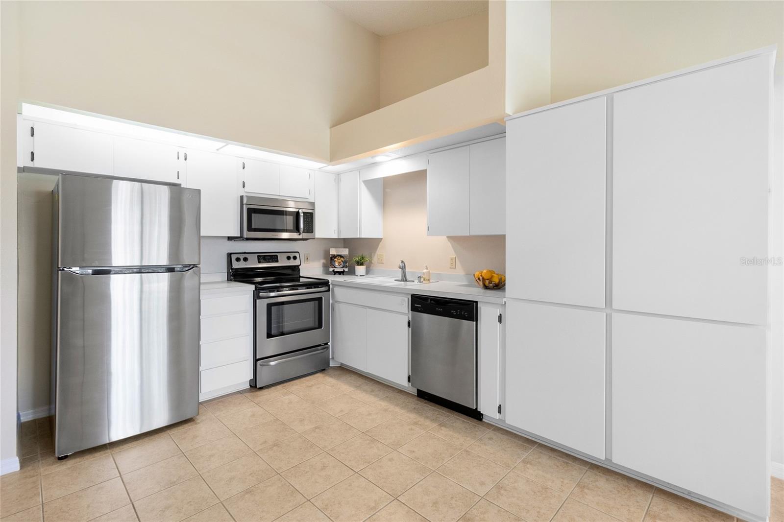 2231 UTOPIAN DR E #307, CLEARWATER, FL, 33763