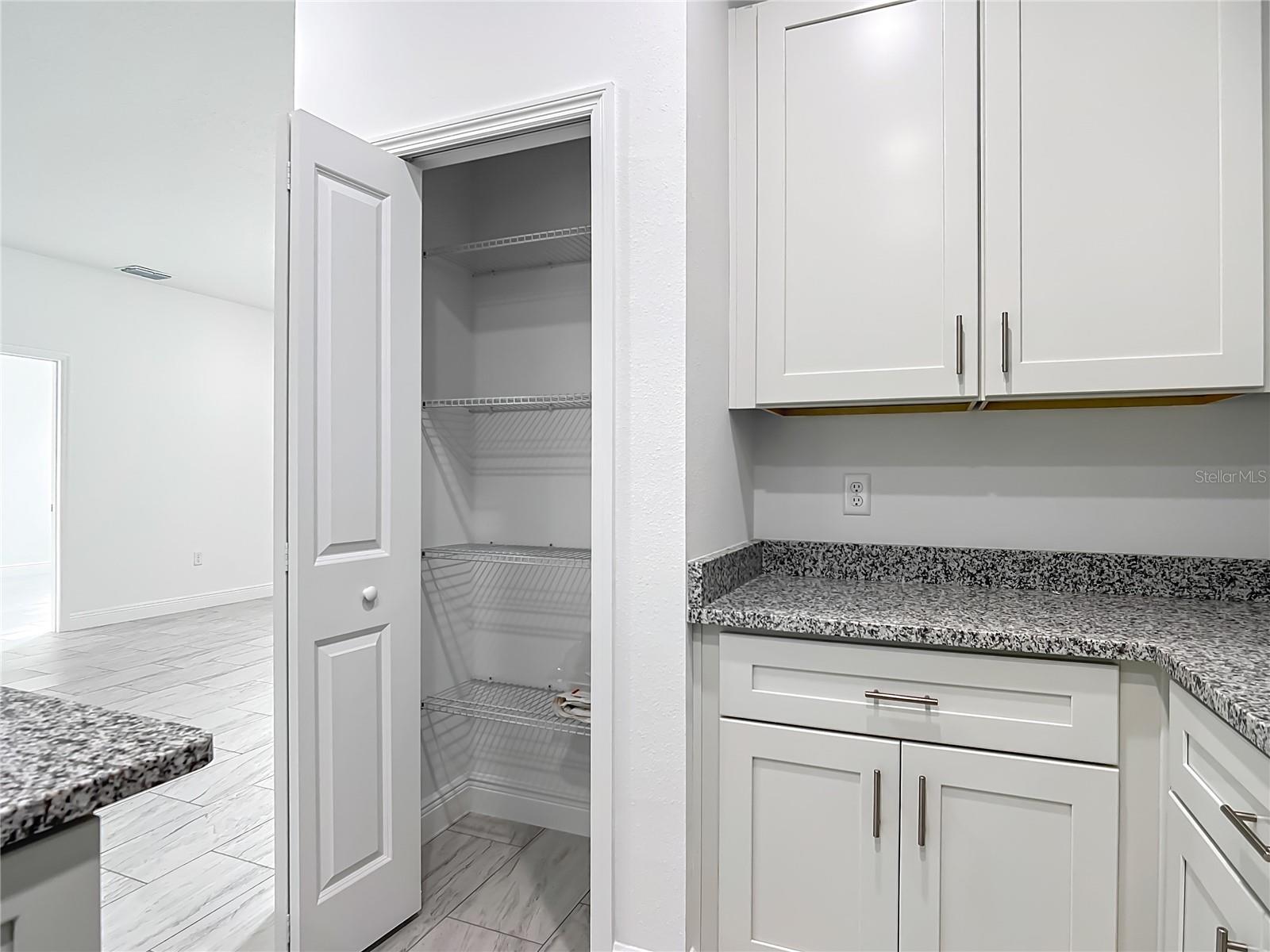 5736 N CLAREMONT DR, CITRUS SPRINGS, FL, 34434