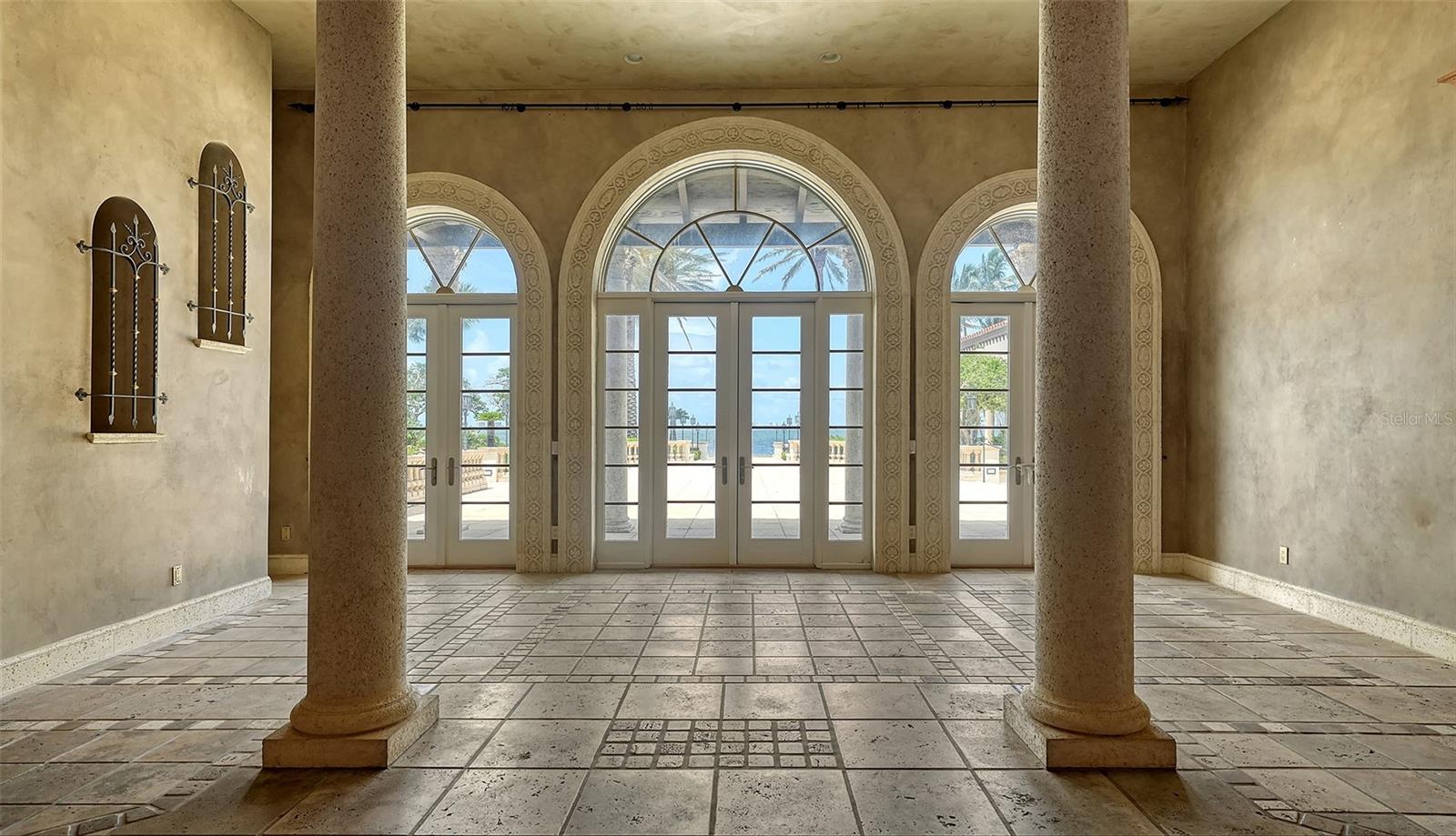 A4657960 Property Photo