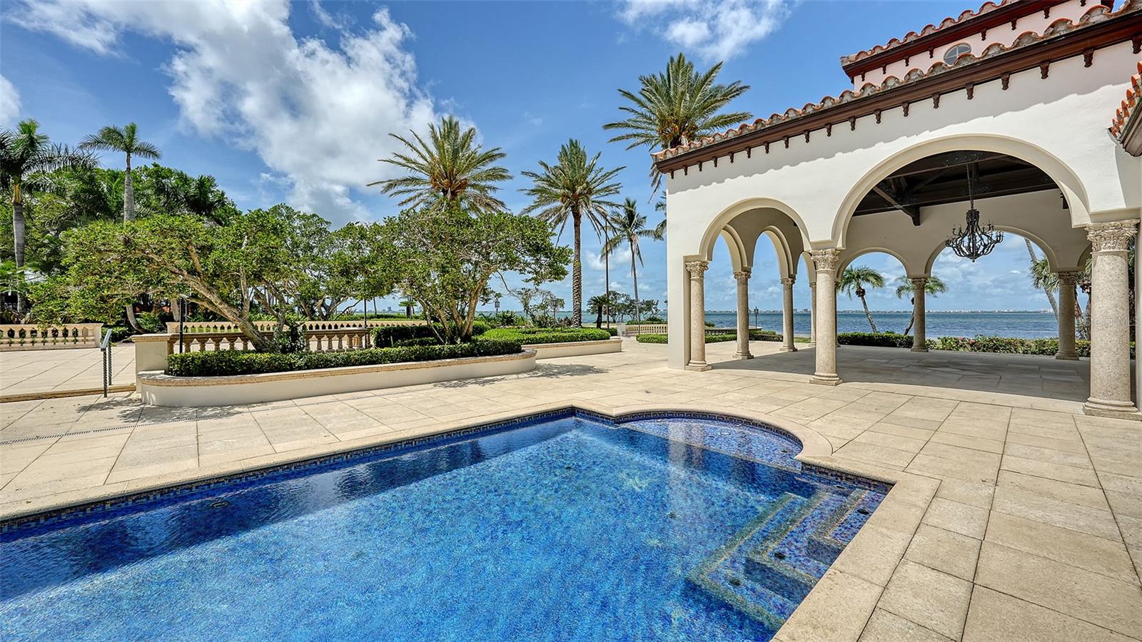 A4657960 Property Photo