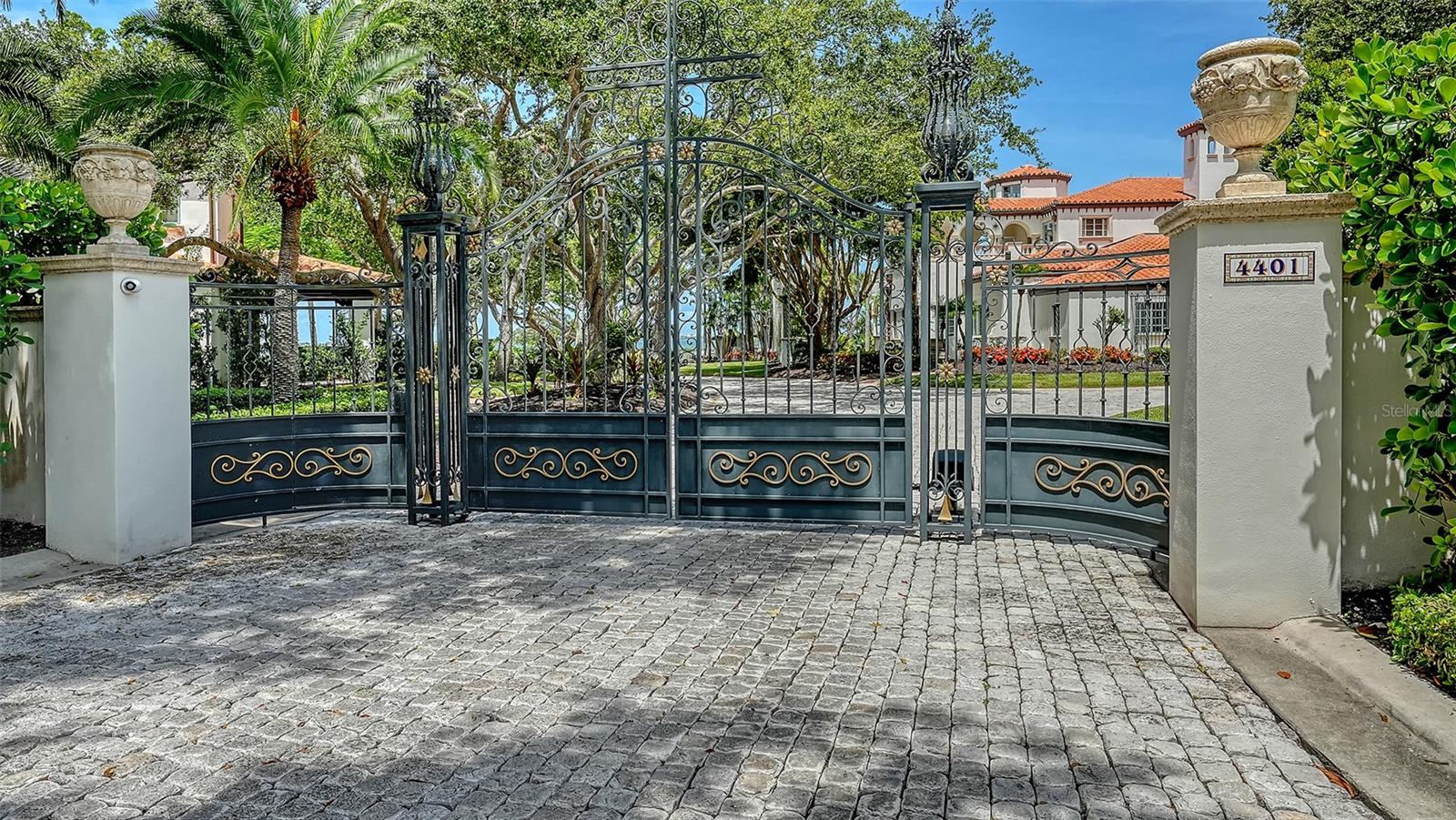 A4657960 Property Photo