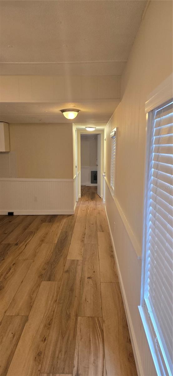 W7877040 Property Photo