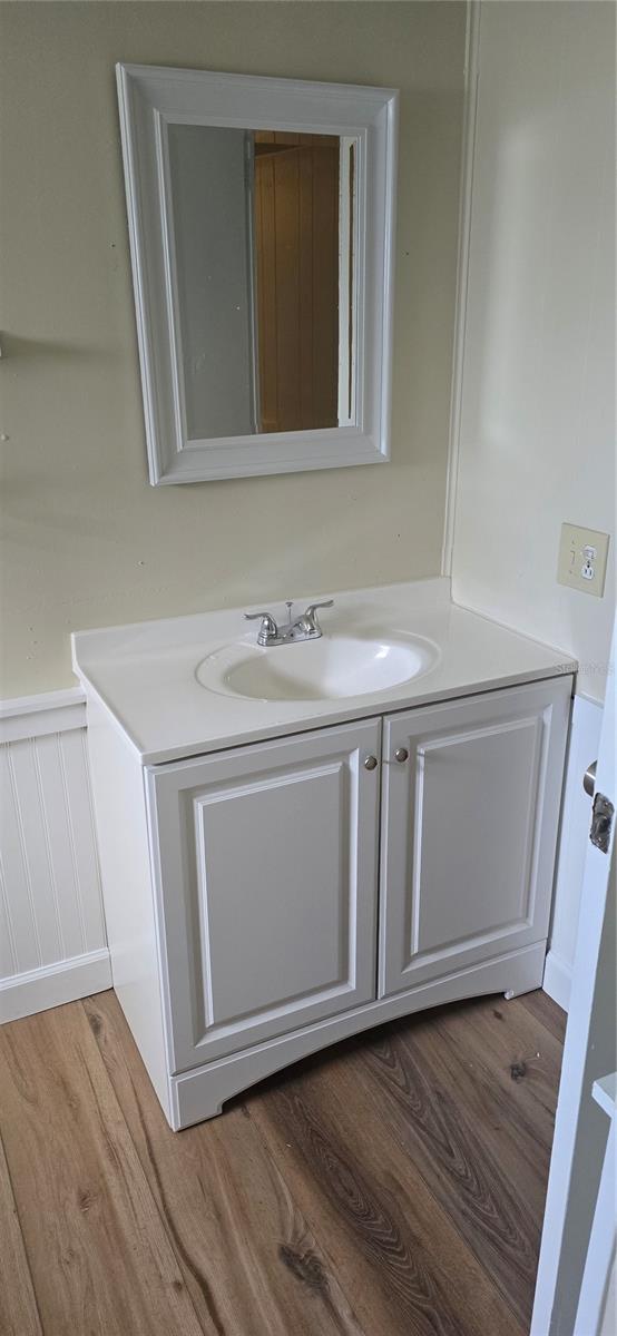 W7877040 Property Photo