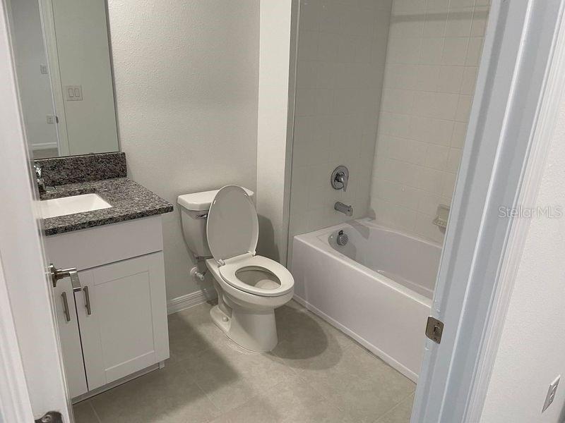 8245 CRESCENT OAKS DR, NEW PORT RICHEY, FL, 34655