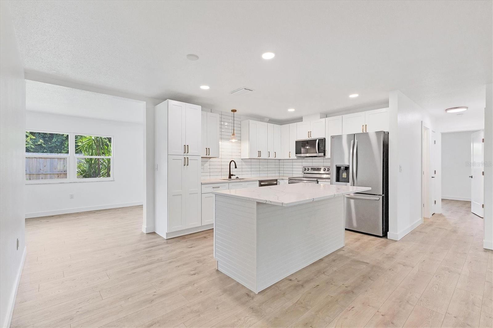 981 PONDEROSA RD, VENICE, FL, 34293